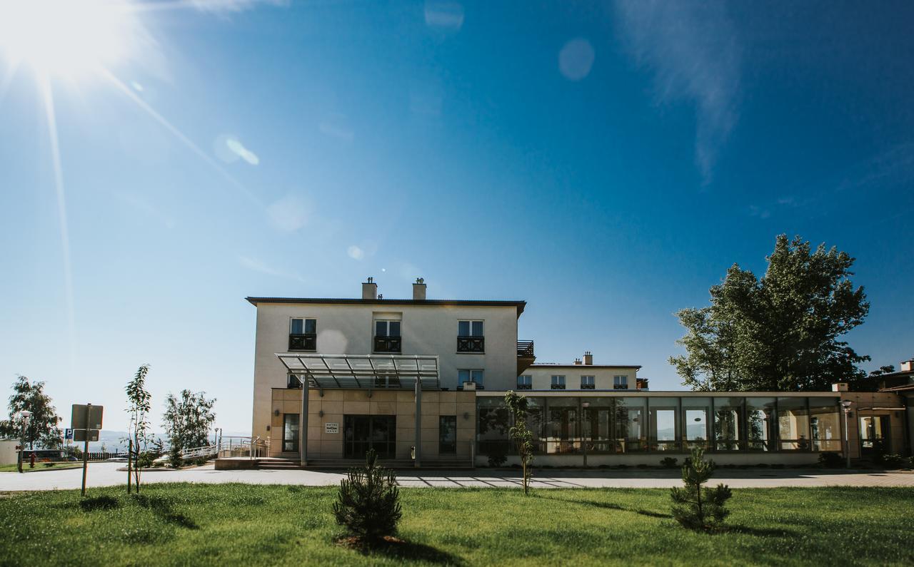 Hotel Radocza Park Business Exterior photo